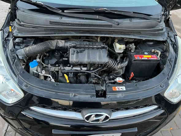 هونداي i10 موديل 2015 ماشيه 56الف كيلو مكفولة كفالة عامة كير و المحرك متر سياره جديده من كل النواحي استعمال جدا بسيط وممتعوبه عنوانها بغداد السعر 85 وبيه مجال قليل

للاستفسار رقم الهاتف  ‭ ‭***********
