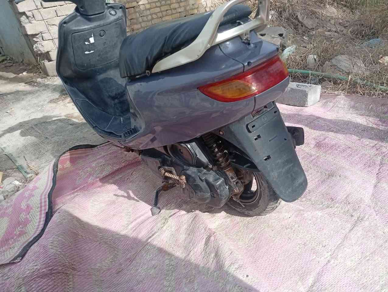 ***********
***********/سلام عليكم دراجه فراشه جديده ما بيه اي نقص سعر/450/
