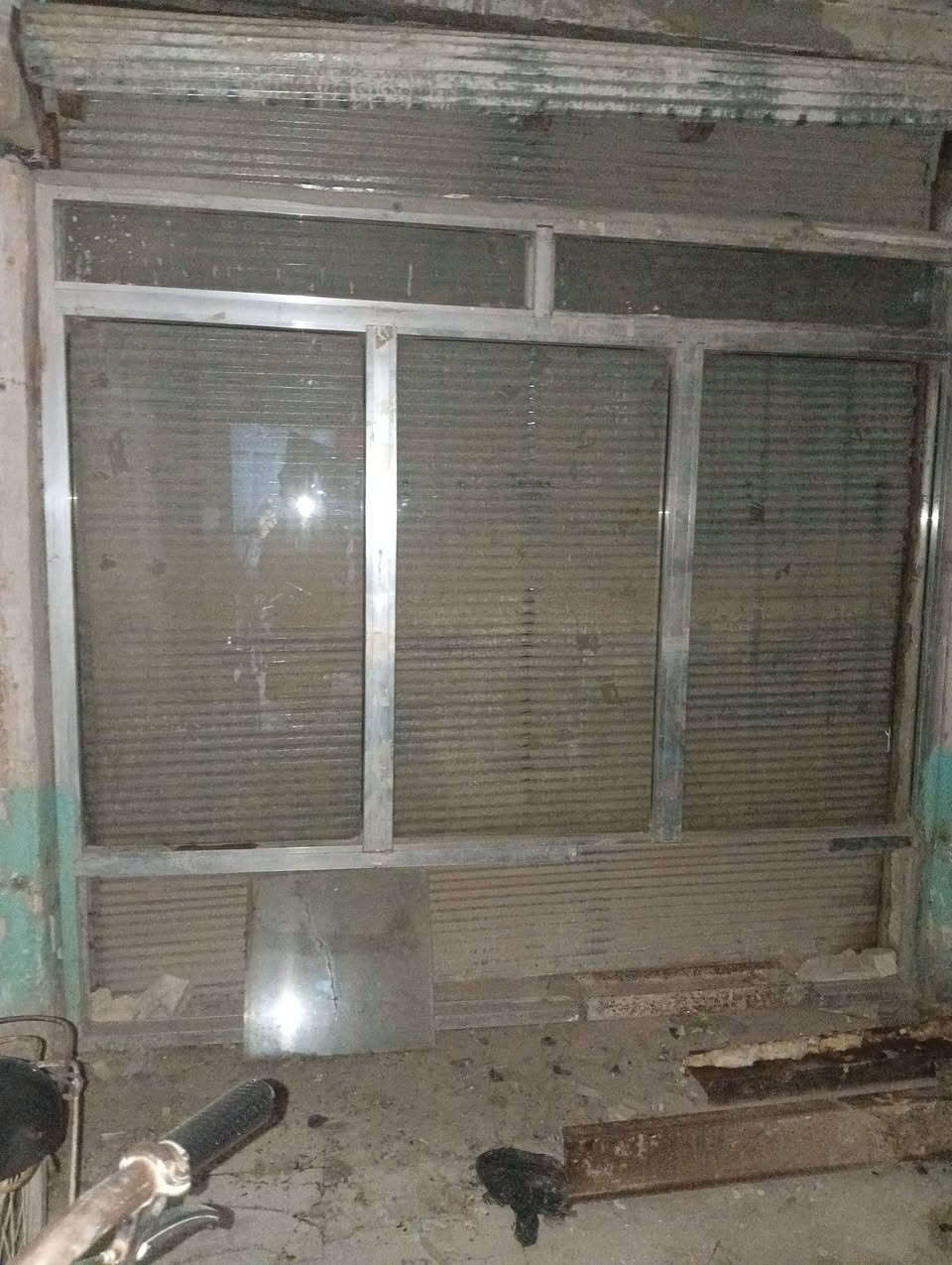 السلام عليكم
جام خانه مال محل للبيع عدد 2 
وحده بيهه باب وحده بدون باب
قياس 245 العرض وطول 250 
السعر الوحده 125


**إذا كنت صاحب هذا الإعلان وتريد حذفه لأي سبب، رجاءا أرسل رسالة إلى الدعم الفني**