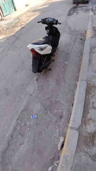 سلام عليكم للبيع دراجه ثعلب كامله مابيه شي بوش ٥٨ وكور رياضي دراجه شغاله نكره سلف أي نقص مابيه سعر ٣٧٥ وبيه مجال شراي يخابر *********** بغداد البياع
