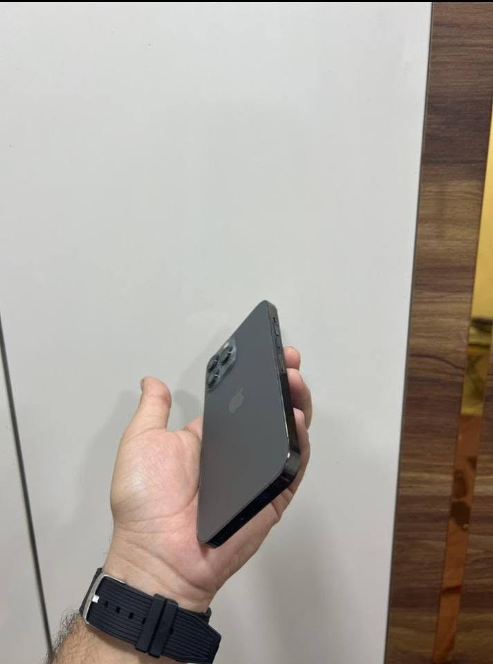 📱 للبيع – iPhone 12 Pro Max | 256GB
✨ جهاز نظيف جداً، أخو الجديد، مرتب ويشتغل بسلاسة.
✅ ذاكرة 256GB
✅ شاشة أصلية مبدلة
✅ بطارية أصلية مبدلة
✅ Face ID شغال 100%
✅ جميع الوظائف شغالة بدون أي مشاكل
✅ الجهاز جاهز للاستخدام وما يحتاج أي صرف
💰 السعر: 290 ألف 
📍 العنوان: بغداد – البياع
📲 واتساب فقط: ***********
🚚 يوجد توصيل
