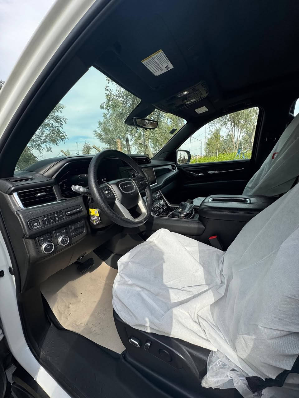 السلام عليكم من رخصة الادمن
اليدور جديد ونظيف هذا جديد 🤍
 GMC يوكون دينالي 2022 وارد امريكي 
حادثها طخه بالجاملغ الامامي ومصلح ومصبوغ نفسه بدون تبديل ايرباك ستيرن وبرده فقط وراجع سستم ✅
المواصفات معروفه
محرك 6.2 V8
بانوراما
داتا شو
5 كاميرات
دوس كهرباء
كشنات جلد
كشنات كهرباء
كشنات حار بارد
خزن ميموري
رادار 360 درجه
نقطه عمياء
مري شفط
ترحيب دوس ومري
جنطه كهرباء
حساس امامي خلفي
لد امامي خلفي
كشن هزاز
فور ويل 4X4 درايف
ويل كب حجم 22
السياره مواصفاتها متخلص معروفه ✅
ملاحظه/السياره عدا حادثها مكفوله كفاله عامه من الشخط وعليها ادامه كامله من الألف للياء ممحتاجه اي شي وخاليه من الملاحظات ✅
تخم تايرات دلوب شديتهن قبل شهر ✅
رقم بغداد بااسمي مميز تحويل ثاني يوم
مكاني بغداد الكريعات
السعر 460 وبيها مجال
هـ*********** الشراي يتصل
