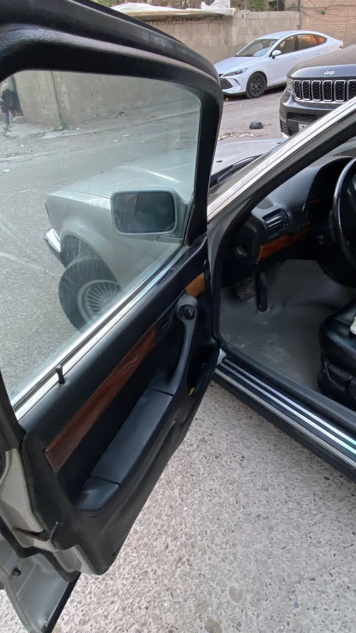 السلام عليكم

بي ام دبليو للبيع

موديل 1990
 
مكينة 3000

رقم بغداد

السيارة عالبلاد ممصبوغة بيها جراد وبيها مكانات صبغ

مكينة وكير خير من الله

صدر امامي خلفي 95 ‎%‎

جام كهربائي

مكانه بغداد

السعر 60 ورقه وبيها مجال بسيط

للاستفسار اكثر عالخاص او الاتصال

***********
