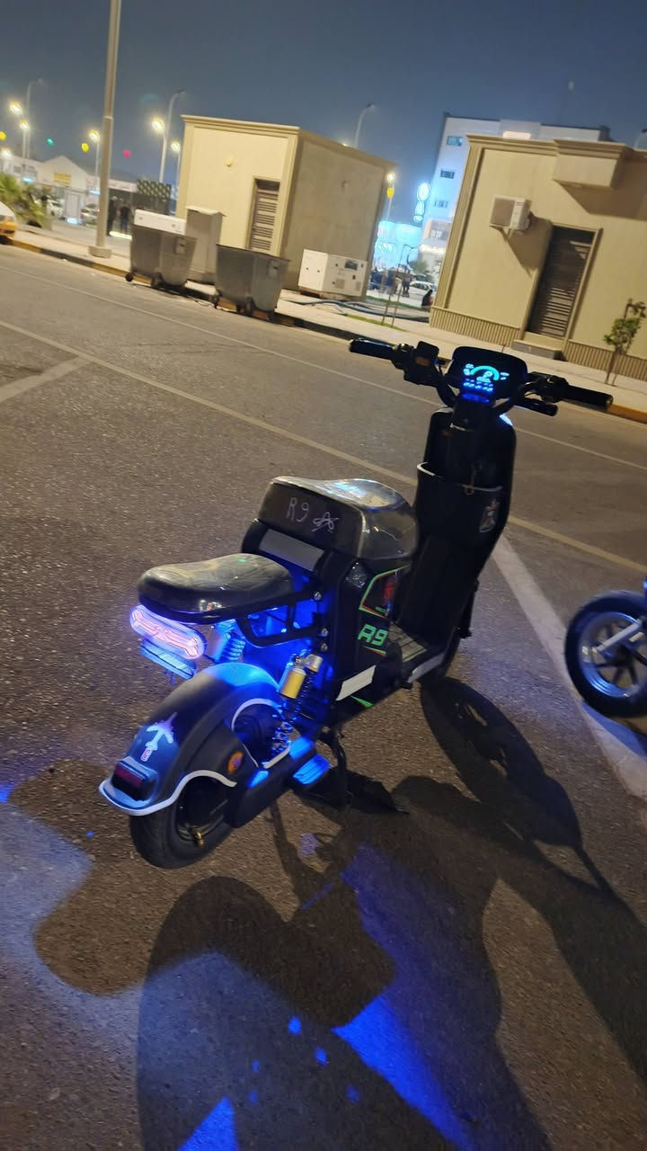 سلام عليكم دراجه r9
 موديل 26 بطاريات حجم 32 كفاله عامه.رايده مرواس فقط رقمي ***********
