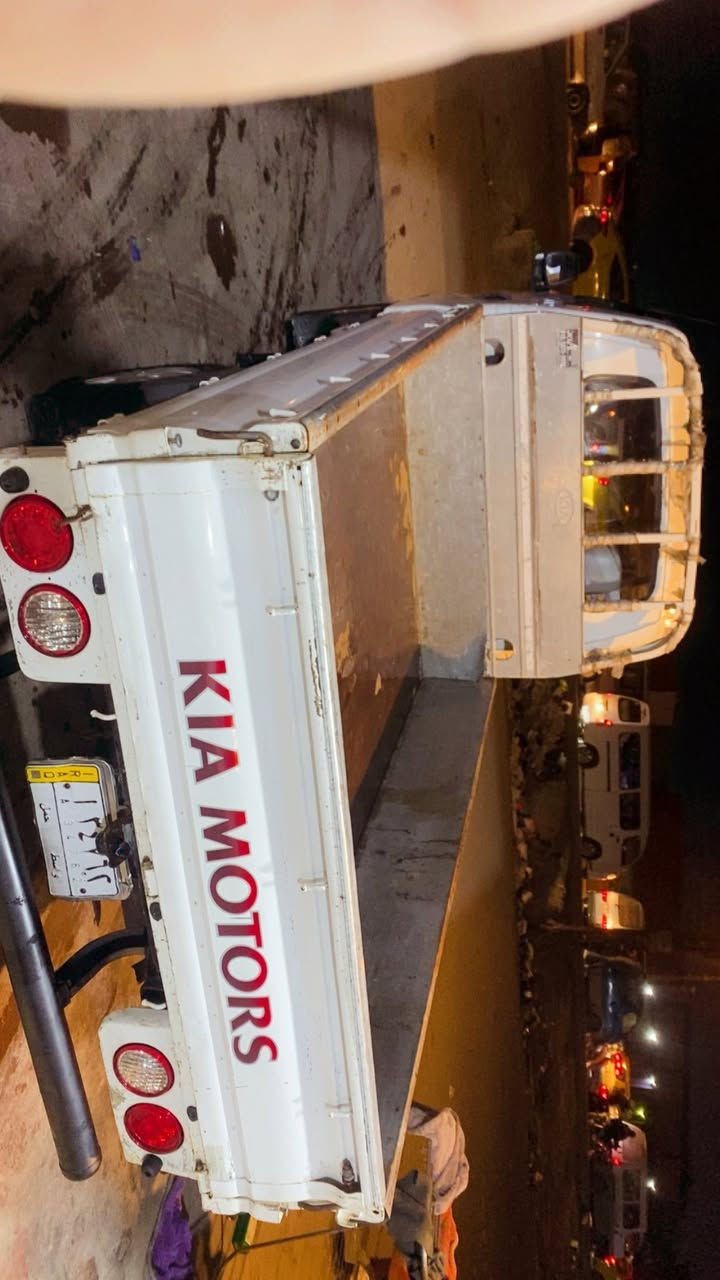 السلام عليكم 

كيا حمل نثيه 2016 مكفوله كفاله عامه 

عنواني الكماليه 

سعرها 113$وبيها مجال لشراي 

***********
