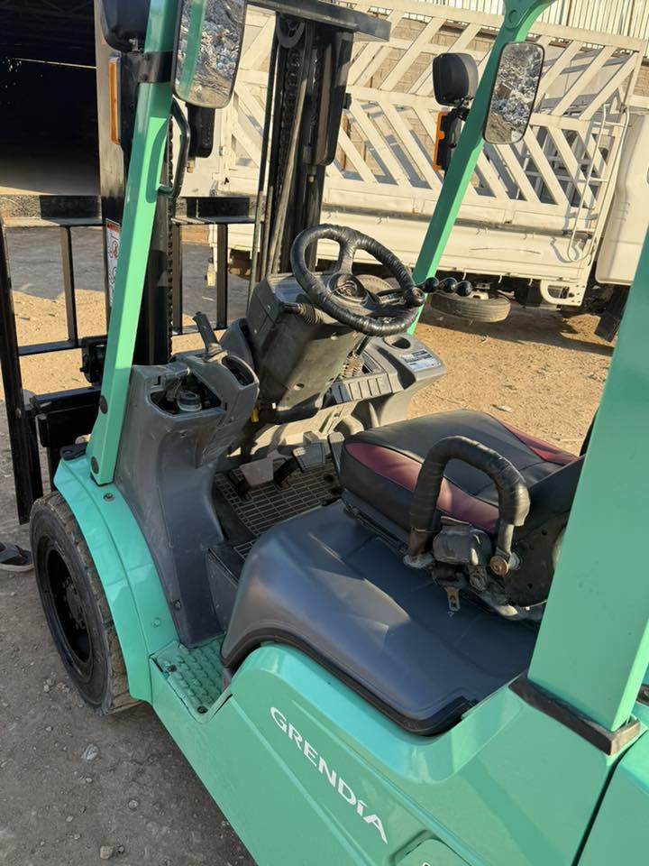 سلام عليكم 
للبيع 
رافعه ميسبوشي2013 رقم كاتي 
3حركات
3طن
السعر 125$ بيهه مجال 
***********
العنوان: بغداد
