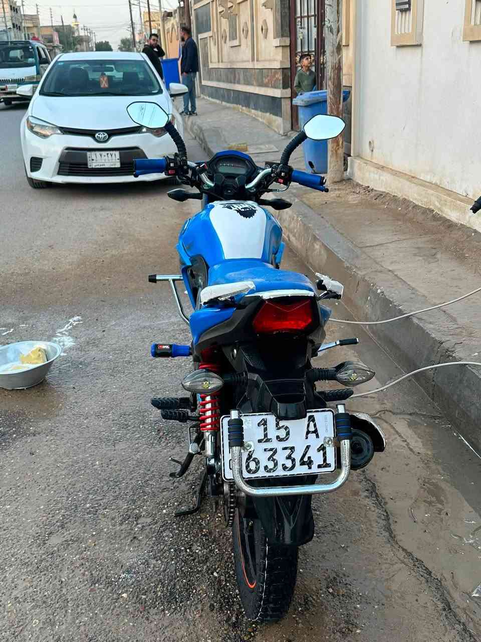 سلام عليكم  دراجه نوع هاوجي
موديل 2020 محرك اسود 150Cc 
دراجه مرقمه اراقام انكليزيه 
الدراجه نضيفه سعرها 14ورقه ونص وبيها مجال
للتواصل واتساب أو خاص ***********
