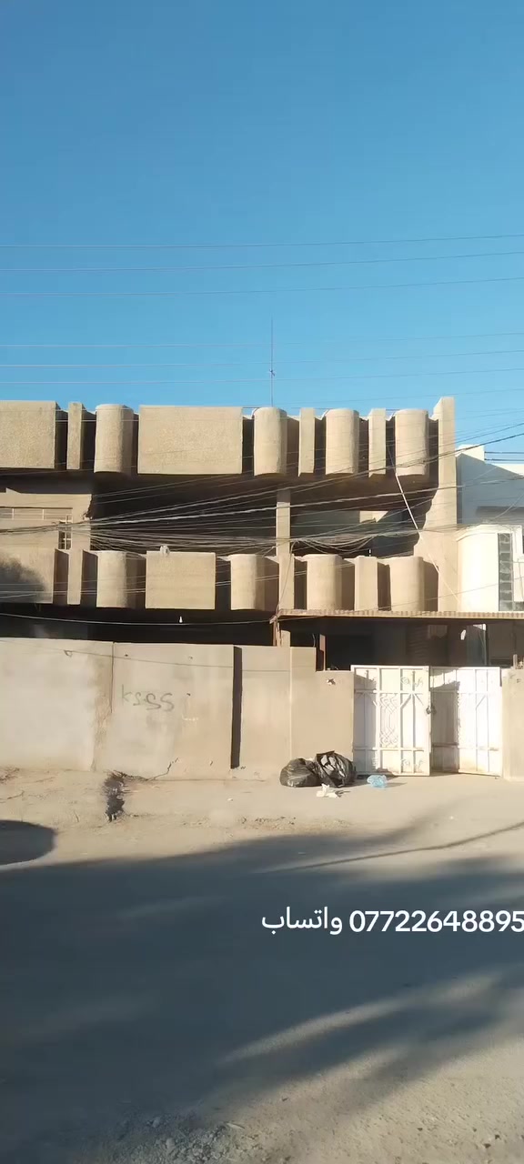 مكتب ابو ساره للعقار
بناية ٣٠٠متر للايجار
معروضه سكن للطالبات فقط
مؤثثه بالكامل مع كهرباء وانترنيت 
منطقه شهداء السيديه
الشارع الخدمي قرب معهد عشتارالطبي
*********** واتساب
*********** واتساب
