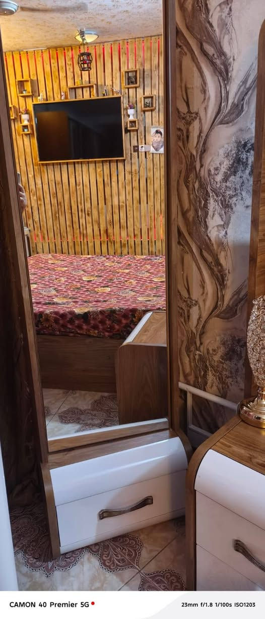 السلام عليكم غرفه للبيع نظيفه 11 قطعه مكان بغداد السعر 550 رقم ‏‪0770 495 9679‬‏
