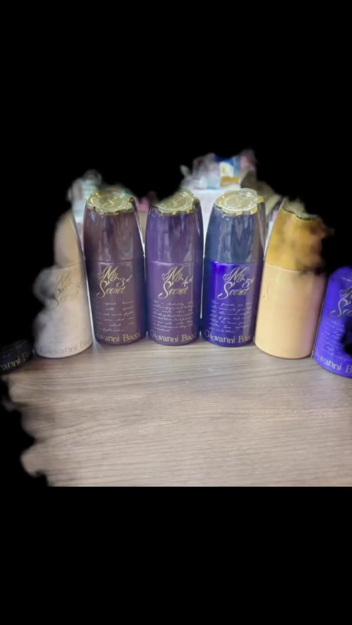“معطر My Secret 1st ✨
ريحة ناعمة وثابتة تعطي إحساس بالانتعاش  طوال اليوم 💕
مناسب للاستخدام اليومي ولمناسبات العيد والسهرات 🌸 للنساء والرجال سعر القطعه ✨🫧🫶🏻😚3,000


**إذا كنت صاحب هذا الإعلان وتريد حذفه لأي سبب، رجاءا أرسل رسالة إلى الدعم الفني**