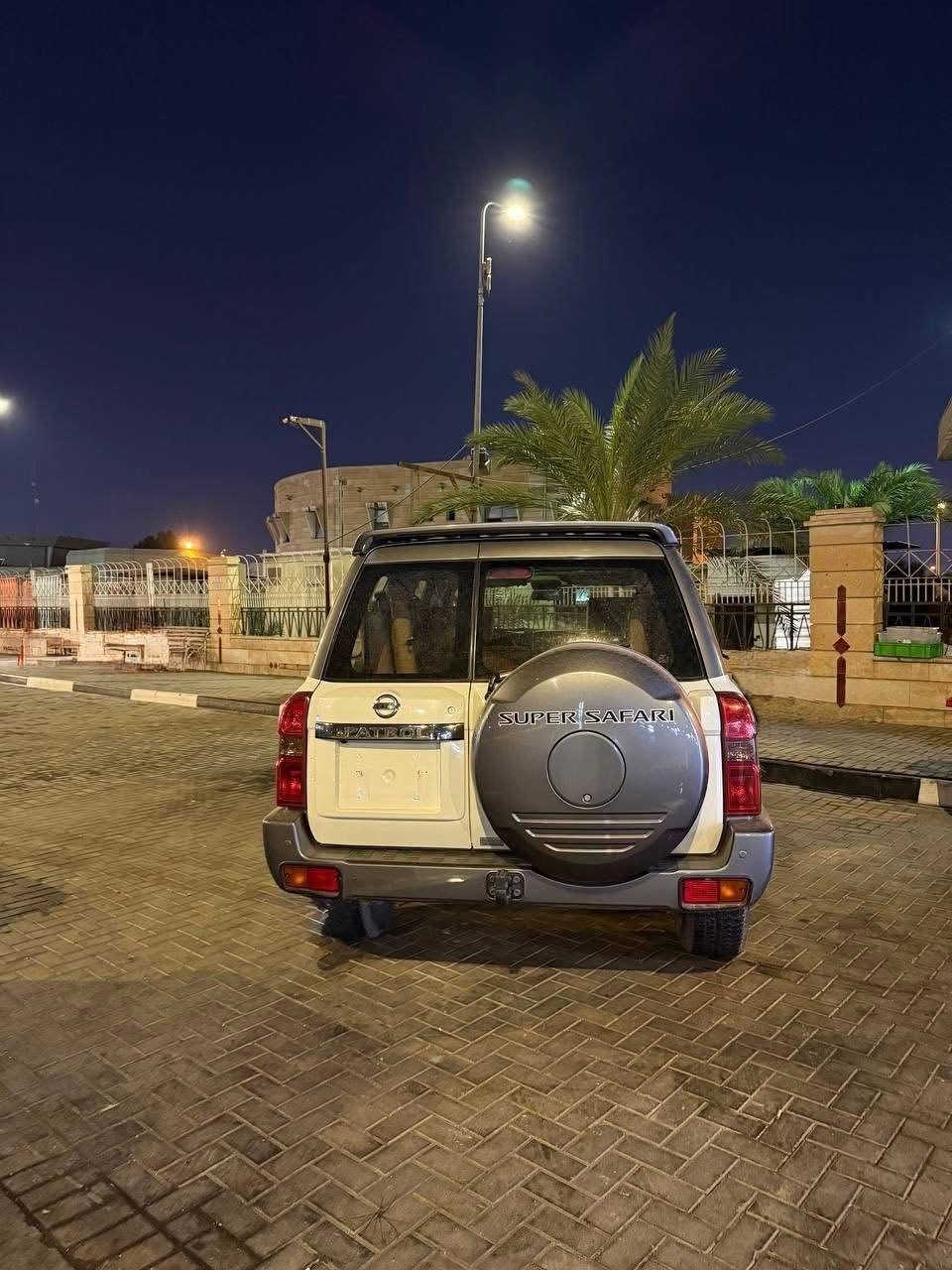 سوبر سفاري باترول 2017 أصل
( رقم اربيل الانكليزي )

سعر ( 265$ )~~ ( بيها مجال )

متوفر وتساب ( *********** )

قطعة واحد صبغ (جاملغ سكن) (وبنيد كلير) وشويه (تعديل بارد باب السكن) 

(((سونار مرفق بالصور)))

مكينة 4800 VTC

فول مواصفات ( كشنات جلد كهرباء- كير اوتو -فتحه - محرار درجة حرارة وبوصلة - تحكم ستيرن -ثلاجه -٧ مقاعد -وينج بيلادي -دبل تانكي -)

ماشي سيارة 160 الف

سياره كامله وجاهزه من جميع نواحي شغل واطلع 

مكان السياره أربيل رقم سيارة اربيل شرط التحويل ... تفاصيل اكثر 
*********** وتساب
