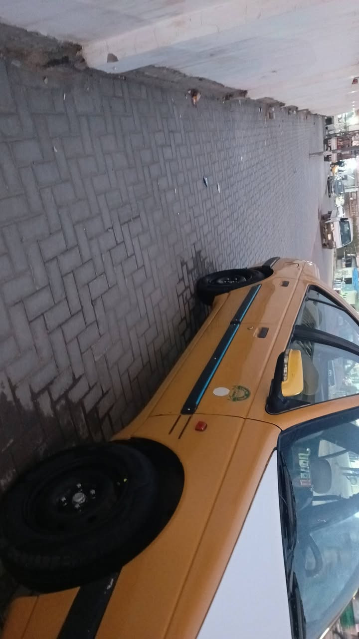 سلام عليكم بيجو موديل 2009مصفرة هيئه غرامات سنويه 27 تحويل ثاني يوم كير مكينه مكفولات تبريد شغال سياره ماشيه 180 مابيه ضربه سياره بلاديه تخم تاير جديد قبل سبوع منضومه زنون مكاني بغداد بياع درويش سعر 30 بيه مجال بسيط جدا ***********
