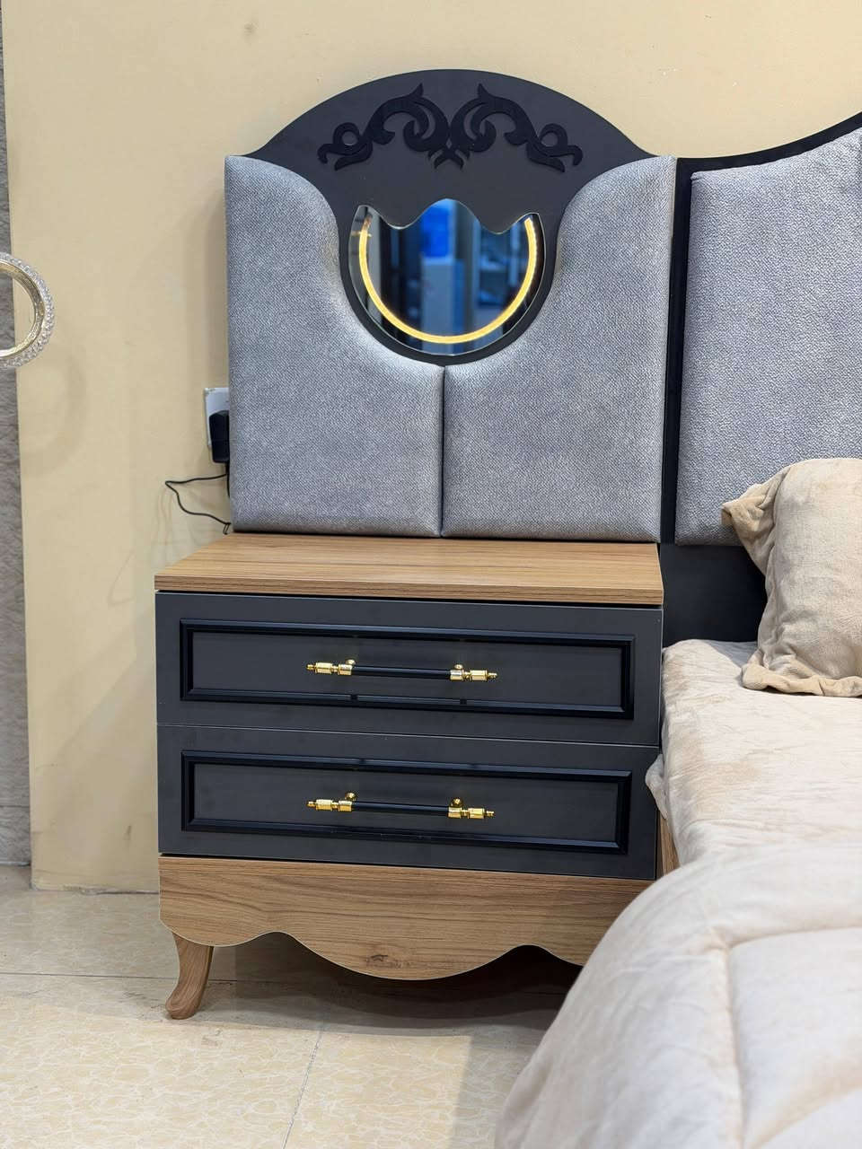 وصول غرفة نوم ملكة ابواب 9 قطع معمل اصلي درجة اولى📢

نفس الصورة بالضبط💯
برغي وجوي حديدوصول غرفة نوم ملكة ابواب 9 قطع معمل اصلي درجة اولى📢

نفس الصورة بالضبط💯
برغي وجوي حديد
سرير جك خزان 
نقوش بروفيل درجة اولى 
انارة بالكومديات💡
انارة بالميز تواليت 💡
تقاطيع مميزة ✅
نرمايد هيدروليك ✅
سكك ثلاث مراحل  ✅
نقوش درجة اولى ✅
متوفرة بلون كريمي ورصاصي ✅
قياس الكنتور مع الملحق 335سم✅
سرير 180 *200 ✅

 
السعر 1.200.000  عراقي💰
سرير جك خزان 
نقوش بروفيل درجة اولى 
انارة بالكومديات💡
انارة بالميز تواليت 💡
تقاطيع مميزة ✅
نرمايد هيدروليك ✅
سكك ثلاث مراحل  ✅
نقوش درجة اولى ✅
متوفرة بلون كريمي ورصاصي ✅
قياس الكنتور مع الملحق 335سم✅
سرير 180 *200 ✅

 
السعر مليون  و    450   عراقي💰

شامل شد ونقل🚛 مجاني
للحجز☎ *********** واتس
مع وصل ضمان ١٠ مرات 🔓فتح وشد
 عنوانه الجديد الرمادي  شارع ٤٠ مقبل جامع الواثق
