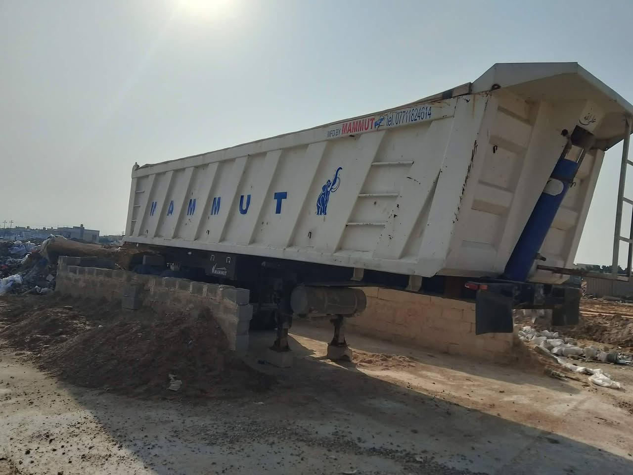 عربانه ماموت للبيع او مراوس بعربانه دار قصاب *********** هذا رقم راعي العربانه
