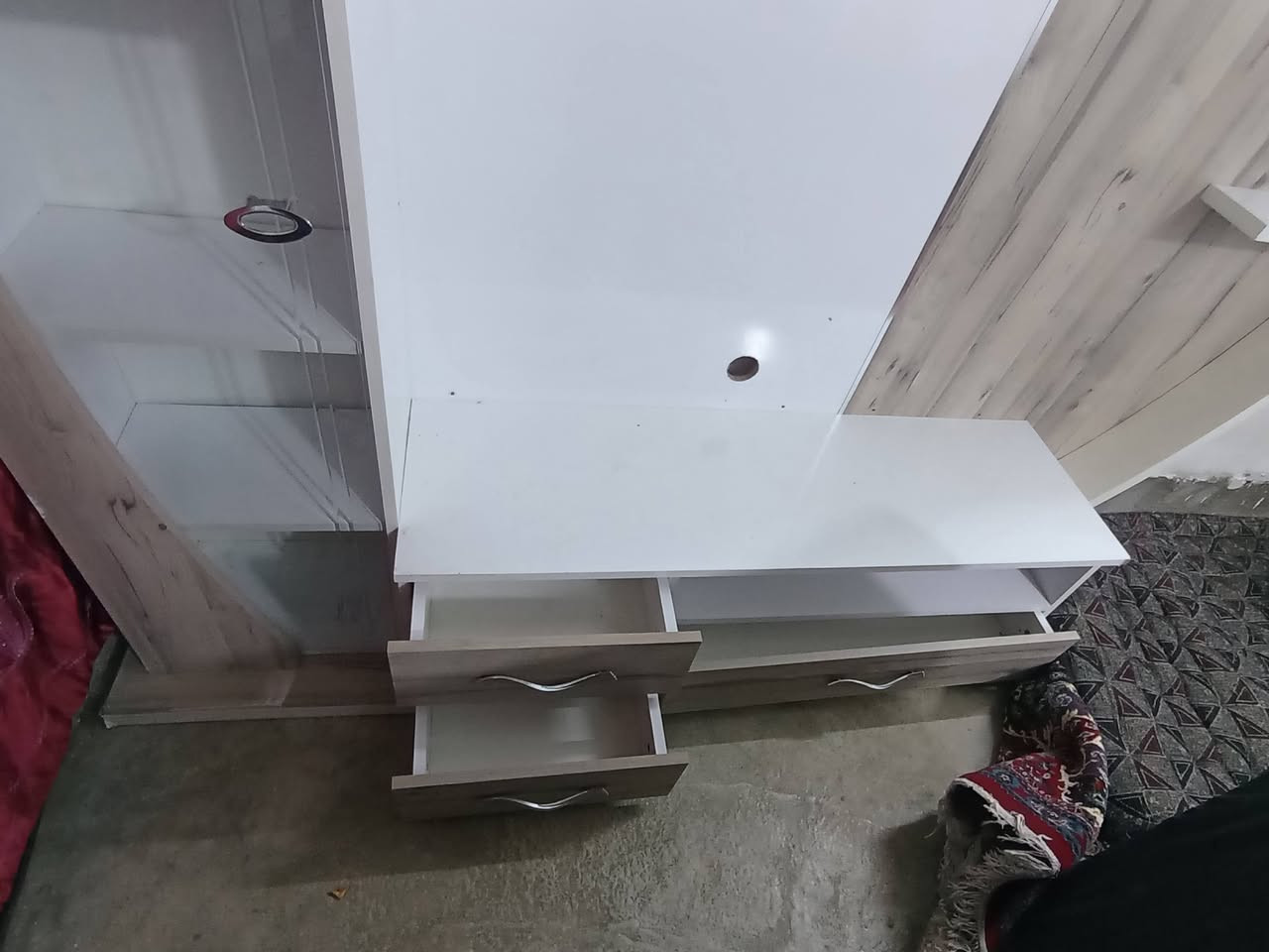 قيم واخذ الشراي يراسل او يتصل ***********
