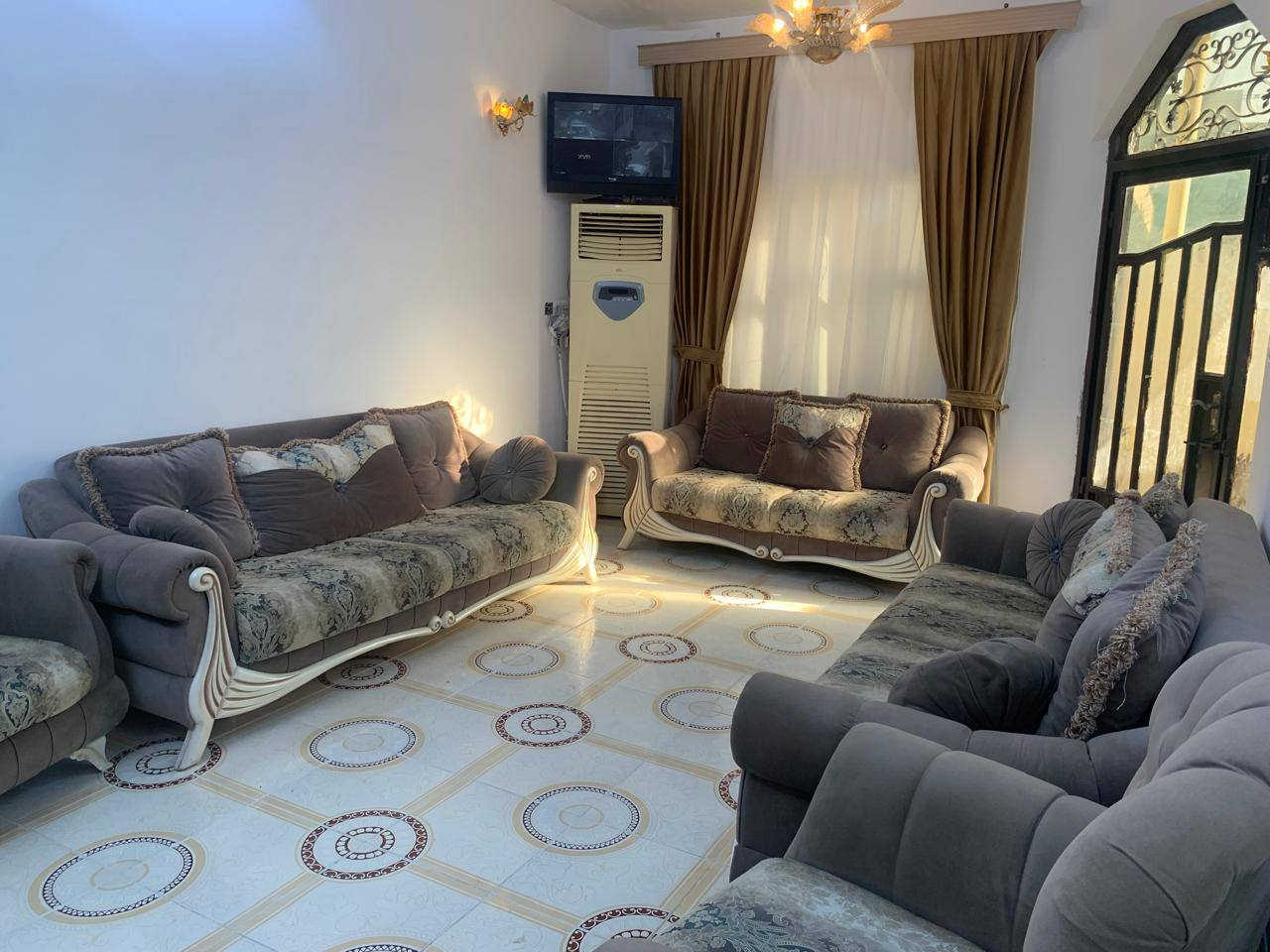 الاعلان
          🔶 تميــــــــز بـعـــــرض عقـــــــــــــــــــارك معنا 
                و دع لنا التسويق والتصوير باحترافية 🔶
🟠 دار سكني                      طابو صرف
🟠المساحة :               150م واجهة 7:50
🟠العنوان      قادسية ثانية قرب جامع صابر كردي 
🟠 طابقين  4غرف نوم استقبال هول مطبخ وكراج
    السعر       137 بي مجال
-------------------------------
للمزيد من المعلومات مراجعة مكتب السدرة للعقارات  والمقاولات 
العنوان حزيران شارع النخيل مقابل افران الجزيرة
او الاتصال على ارقام.                
6669959 0770📞 احمد وهاب
***********📞 ابو عبدالله 
#السدرة_للعقارات_والمقاولات
