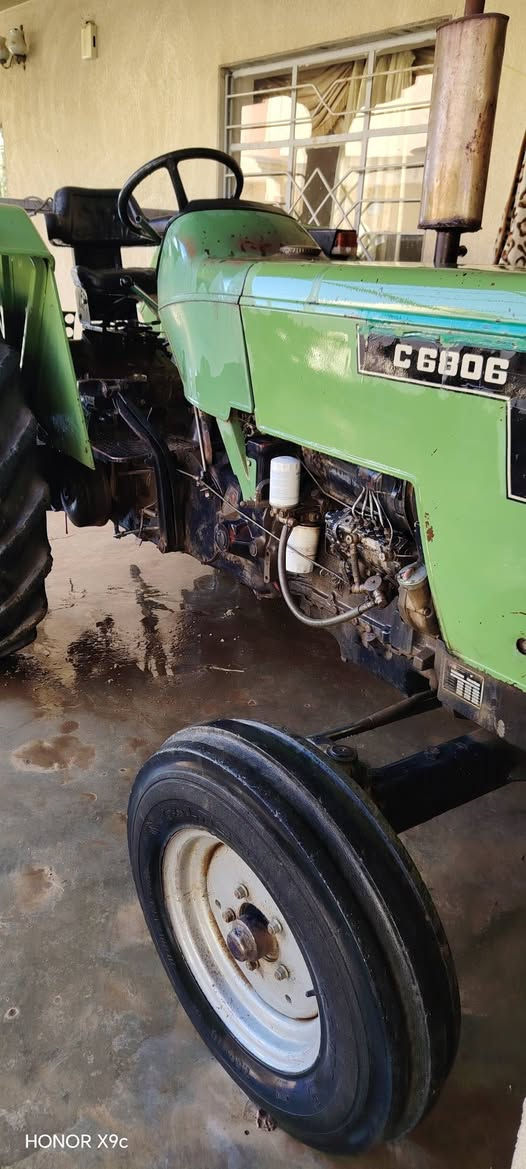 تركتر سيرت موديل 2001لل بيع الاستفسار التصال ع هاذ الرقم ***********
