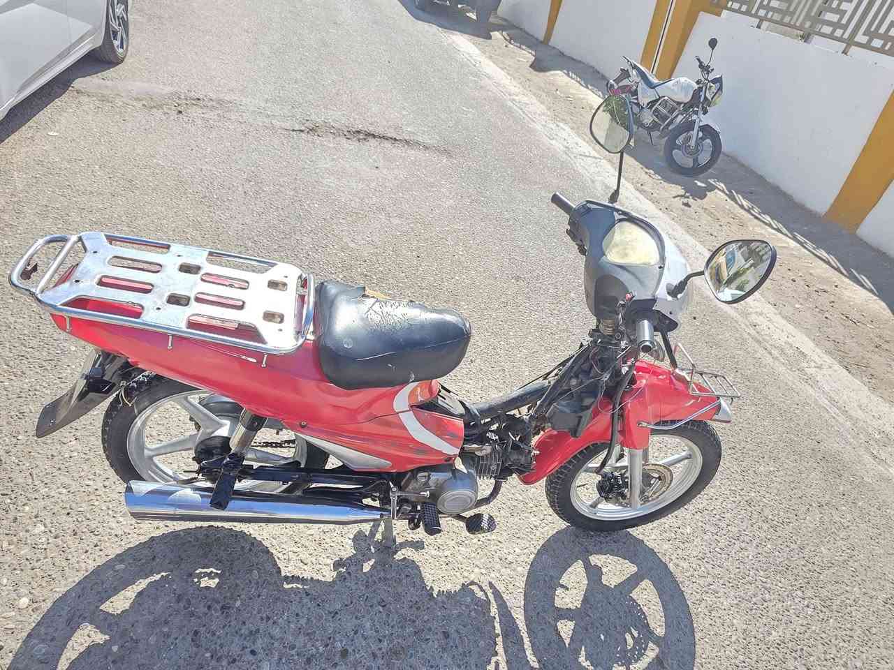 للبيع بي دخانه لسعر ٣٥٠ وبي مجال
***********
