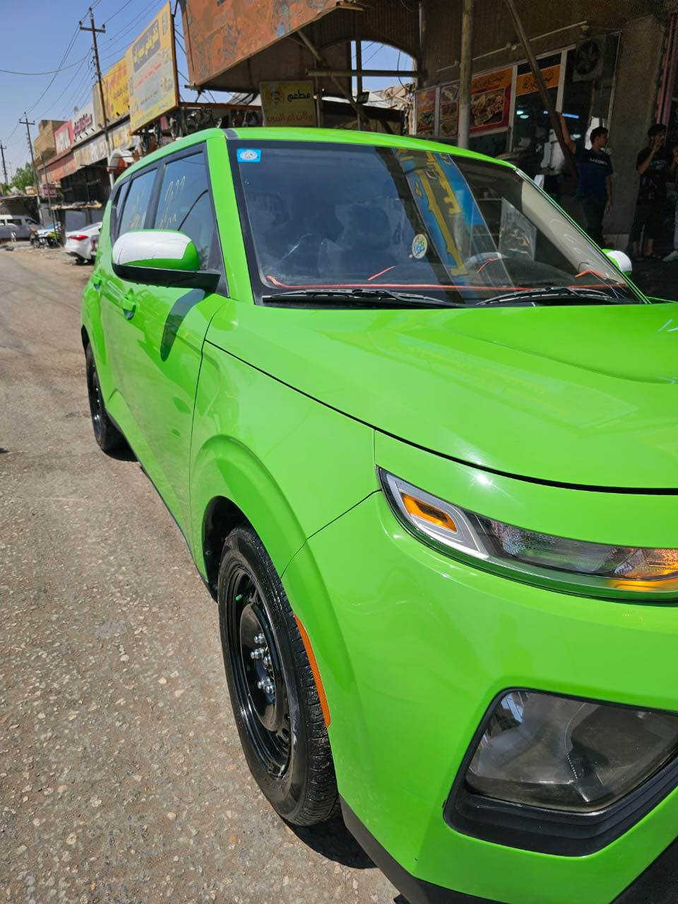 صول موديل ٢٠٢٢ باسمي سيارة حلوه ونظيفه رقمها بغداد محرك ٢٠٠٠ دوش امريكي ضربتها جاملغ وبنيد السيارة حلوه ونظيفه ماشيه ٦٦ ميل 
السيارة مكانها حلة 
*********** كربلاء, العراق
