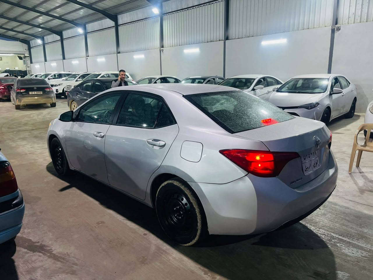 كرولا موديل ٢٠١٨ مواصفات LE أمامي كبس بهاخمس قطعه صبغ خلفي باب ورا سايق باب ورا سكن جاملوغين خلفي قباغ صندوق  بها شوي داخلي صندوق بدون ايرباك حجر بيئه رادار كل بشرط سعر ١١٧ ورقه ومجال مكان سيارة قضاء بردةرش موبايل ***********
