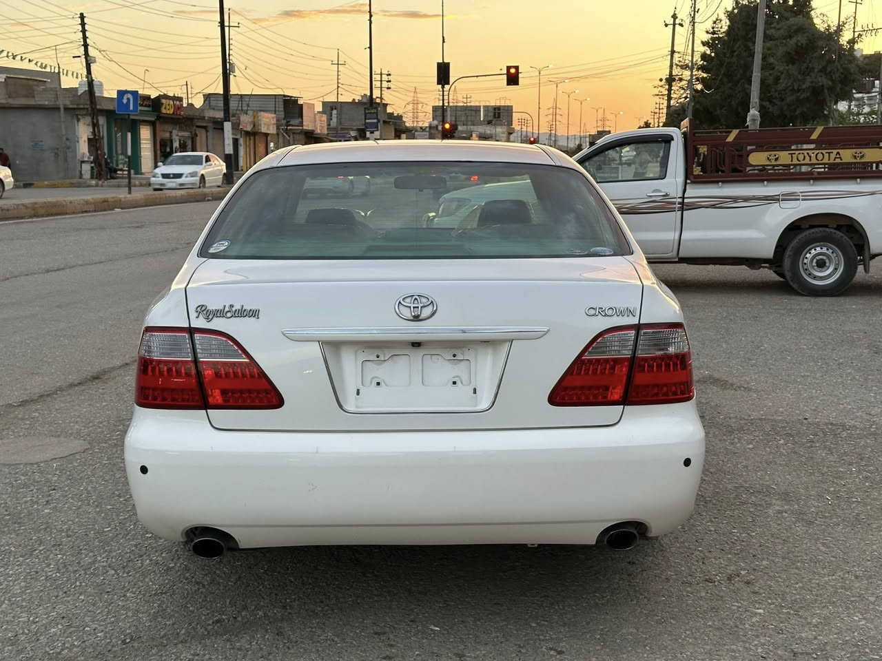 شاهانە بڕاوە ٢٠٠٦
مەکینە بچوک گێڕ گەورە ١٨٠ 
بێ بۆیاخ بێ شوخت 
سەیارەکە سفرە هەموو گیانی 
بێ کۆدە سەیارەکە 
***********
