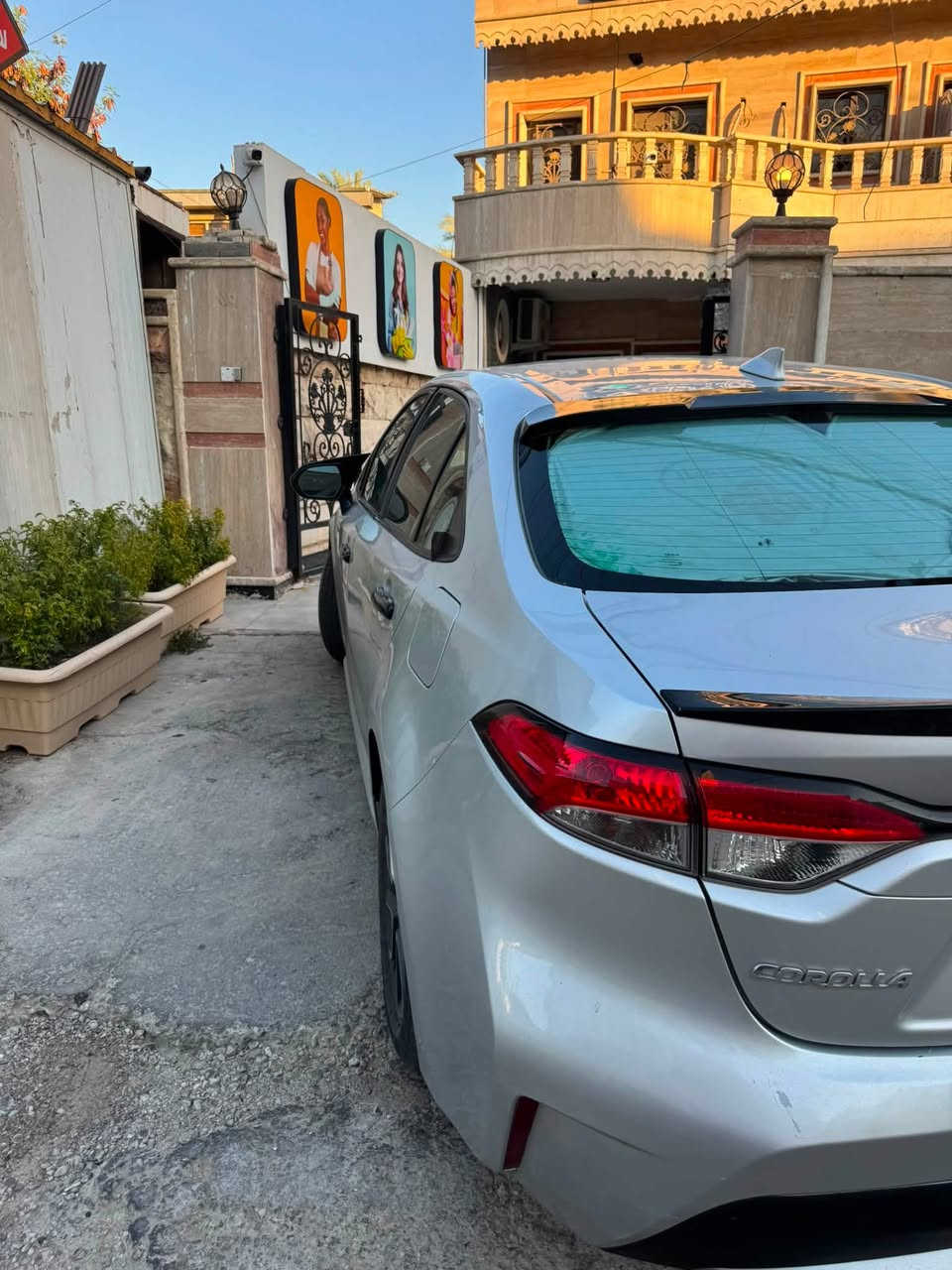 للبيع كورلا أمريكي LE 2020 ضربت امريكا طارف البنيد من اليمنة وخشم الجاملغ والسيارة مصبوغة احزام جمالية الكير مجفتة جديد السعر ١١٥ وبيها مجال الاتصال ***********
