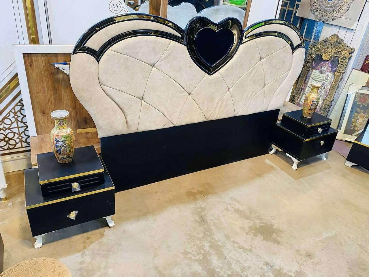 غرفة نوم تركي جديد 
فقط منصوب بالمعرض
تتكون من 👈 8 👈 قطع 🥰
نضام أبواب فول نضافة 💯
السعر 👈 800👈الف بيها مجال بسيط 
مع نقل وشد داخل بغداد مجاني


**إذا كنت صاحب هذا الإعلان وتريد حذفه لأي سبب، رجاءا أرسل رسالة إلى الدعم الفني**