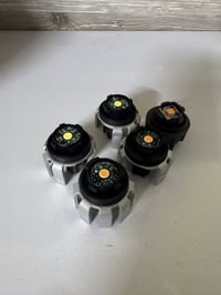 متوفر جميع غراض الراف فور الهايبرد والبانزين