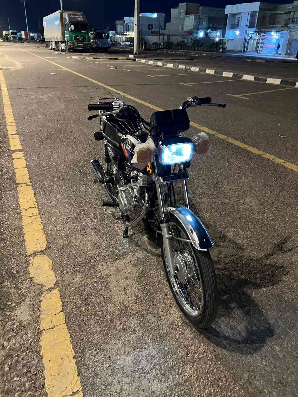 السلام عليكم دراجة ايرانية نامة غراض سيد خلدون مكينة مجمع ماكس الغراض كلها اصلية او مكفولة المكينة مامفتوحة جديدة للبيع السعر 850 وبيها مجال للتواصل خاص او ع الرقم ***********واتساب فقط.
