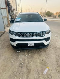 جيب كومباس موديل ٢٠٢٤ ماشيه ٣١ الف بدون رقم تترقم بكل المحافظات فور وي...