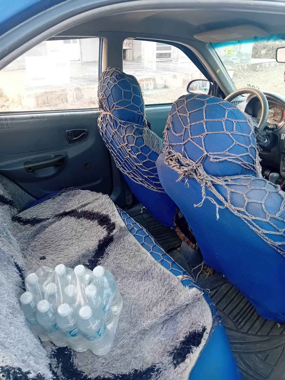 اكسنت فيرنه لبيع موديل ٢٠٠٠رغم بغداد جاهزه كير ومحرك وصدر كله كفاله ***********العنوان سامراء
