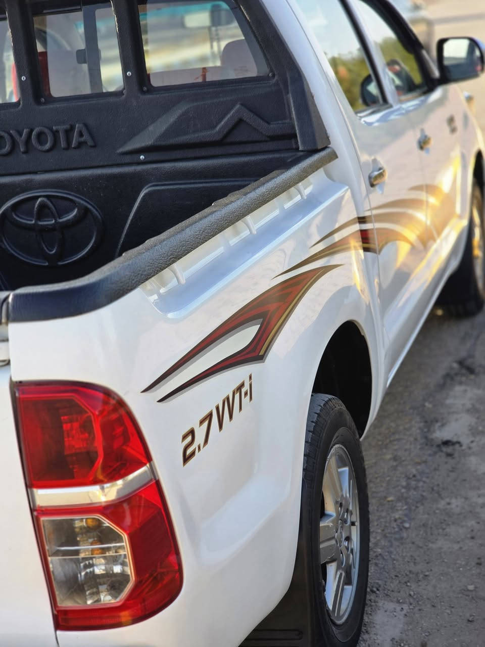 بيكم هايلوكس 2014 كويتي  اوتو
كفاله عامه 
ماشيه 200
الف ما تصرف عليهه 
رقم 📱 واسط انكليزي  بسمي 
عنوان واسط 
سعر 230
رقم 📱 ***********
