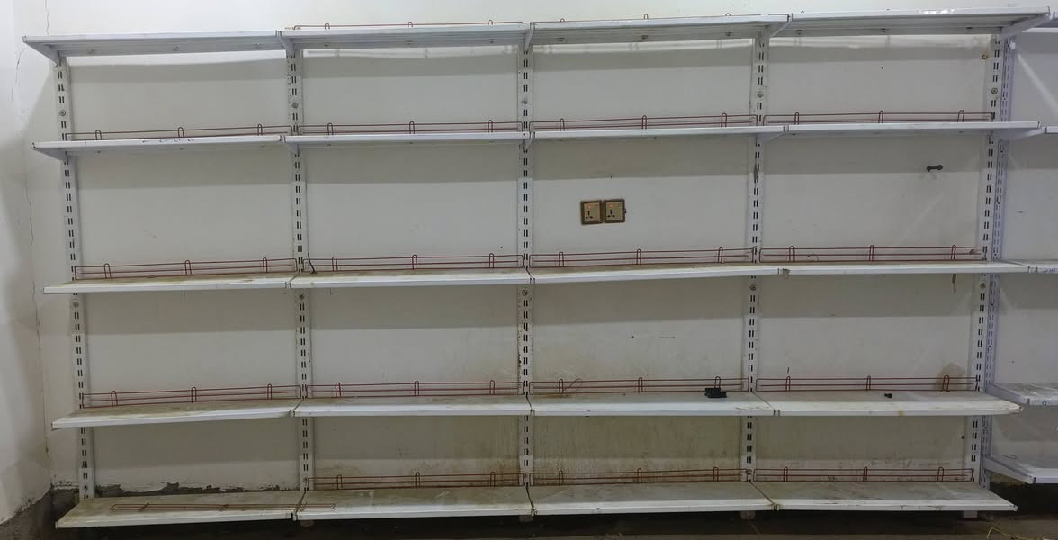 رفوف 6 للبيع الطول 4 متر السعر خاص


**إذا كنت صاحب هذا الإعلان وتريد حذفه لأي سبب، رجاءا أرسل رسالة إلى الدعم الفني**