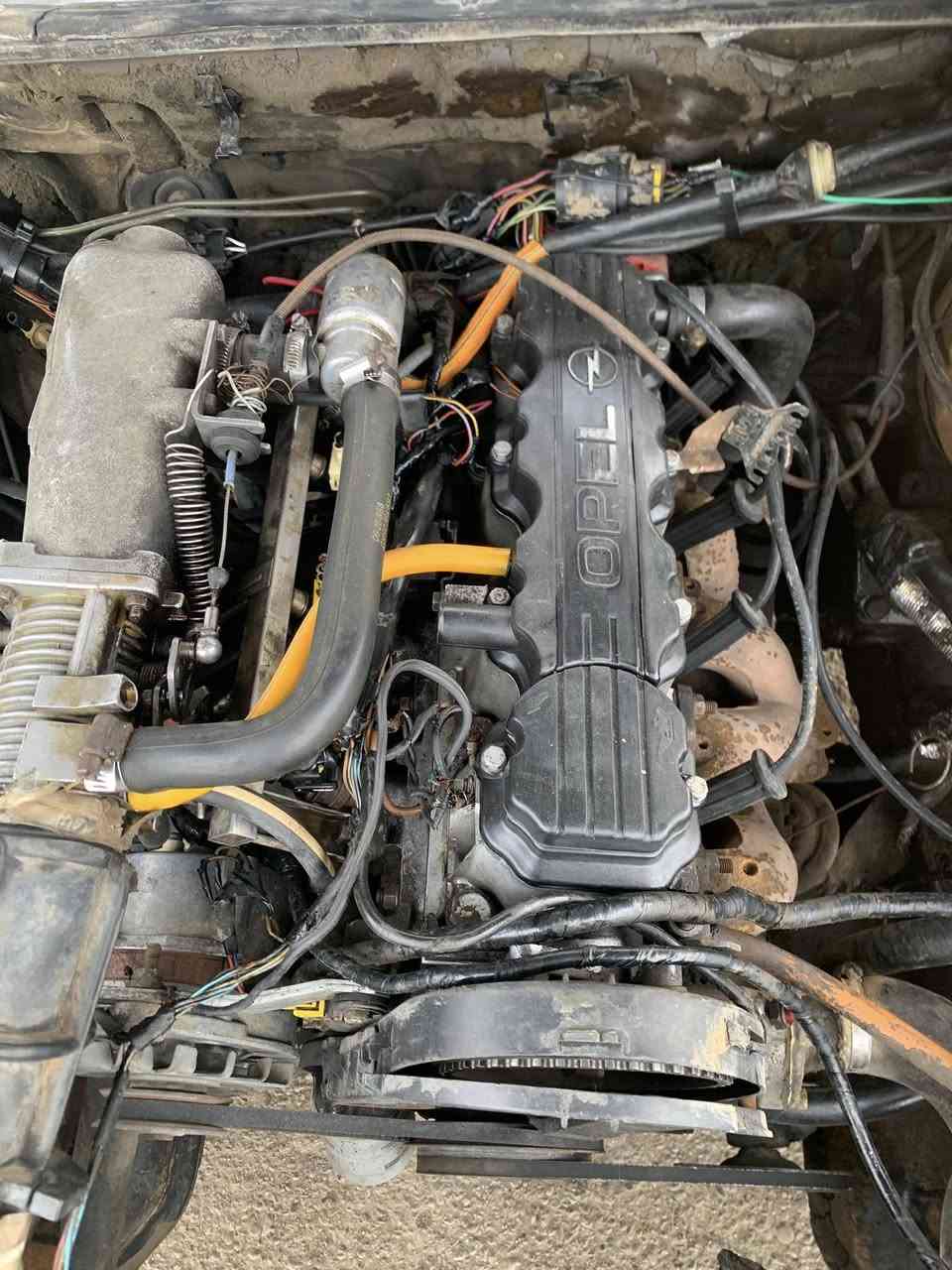 تفصيخ تفصيخخخ تم تفصيخ اوبل اومكة دشبول جديد مكينة وكير جدد. صدر اكسل. كلشي بيهة نضيف. شنو تحتاج غراض راسلني واتساب. وتدلل *********** مكاني ديالى بعقوبة قرب جامعة ديالى  يوجد توصيل
