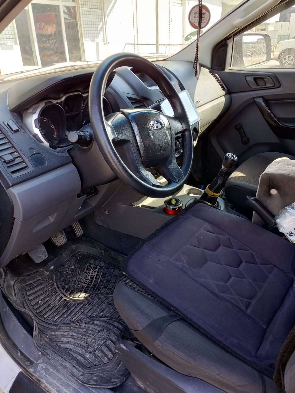 سلام عليكم
فورت رينجر محرك ديزل 
موديل 2012 دفع رباعي 
السياره نظيفه 
السعر 132
سياره خليجي
رقم تلفون ***********
