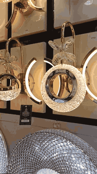 *********** معرض اسامة العراقي لبيع الثريات والانارة الحديثة ولبيع سبوت لايت والانارة منزلية
