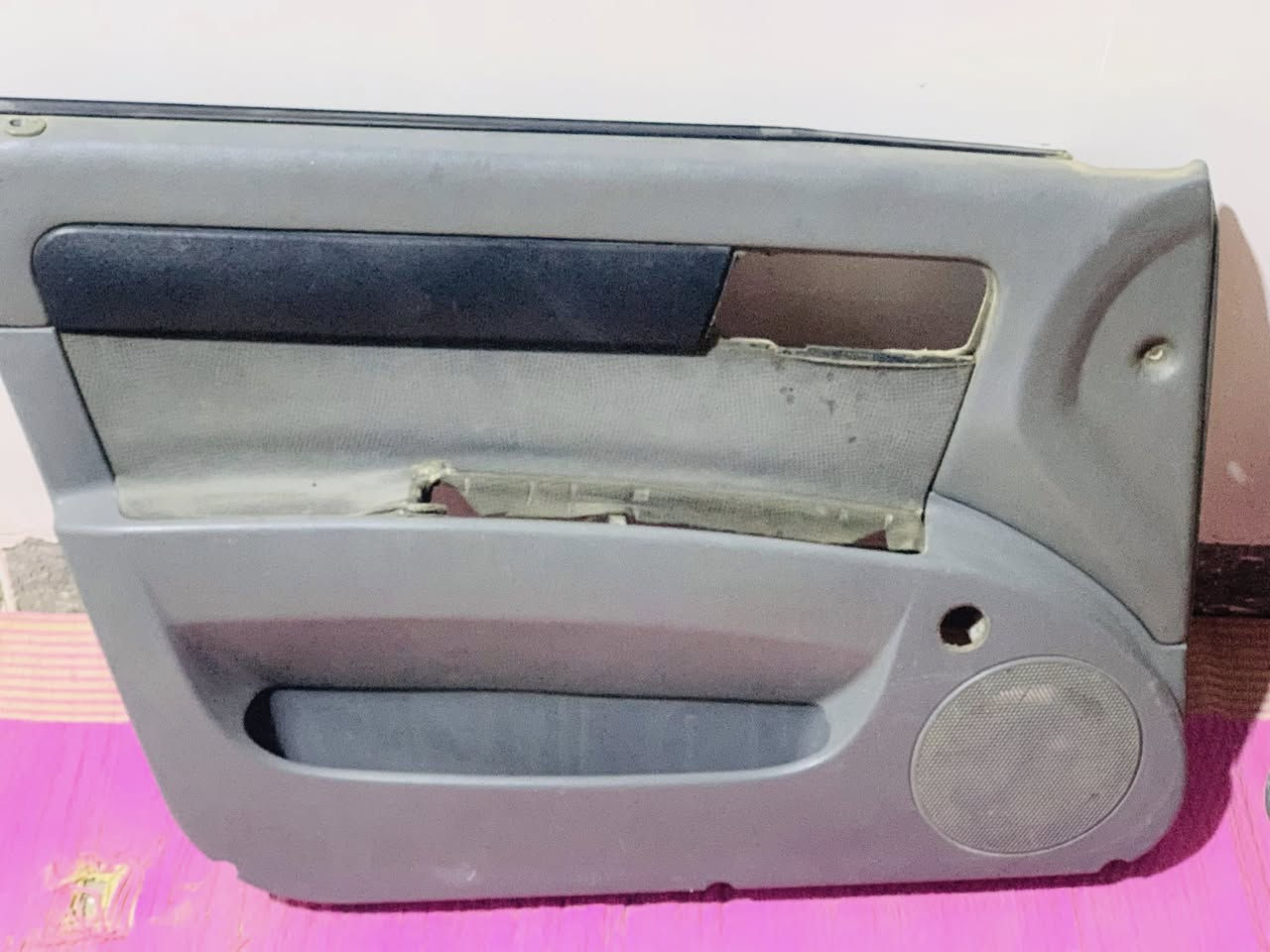 سلام عليكم بطاين وبتره نضاف تخم مال اربع بيبان البيع سعر ٧٥ هاتف ***********
