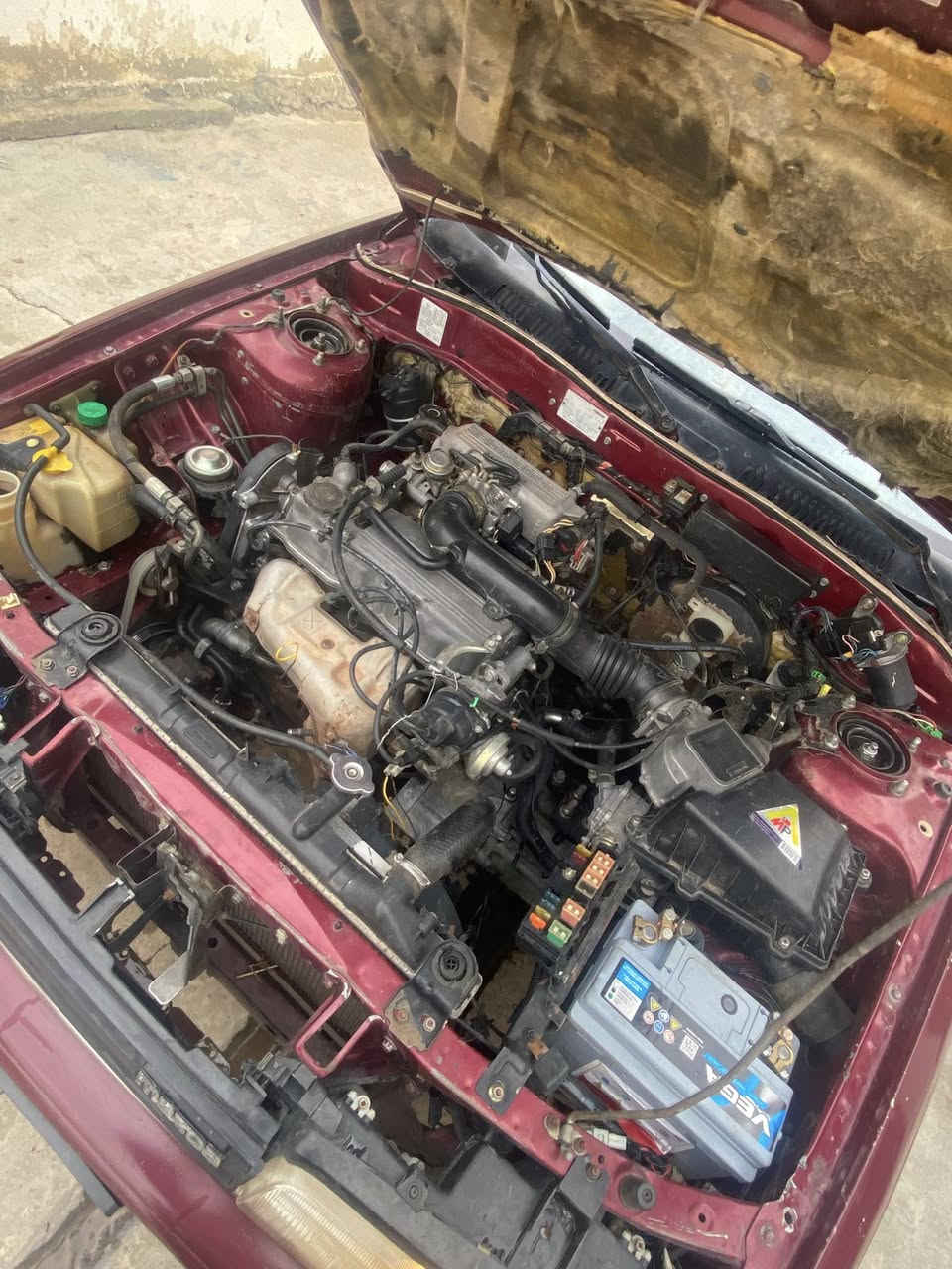 سلام عليكم مازدا ٦٢٦ كير عادي سنويا بسمي جديدا كابون موجود كير ومحرك شرط سيارا بلا ضربا بيها بس بخ جماليا بونيد وجاملغات بيبانها دوشما جديده طالبها ٣٧ بيها مجال اذا شراي *********** واتساب موجود
