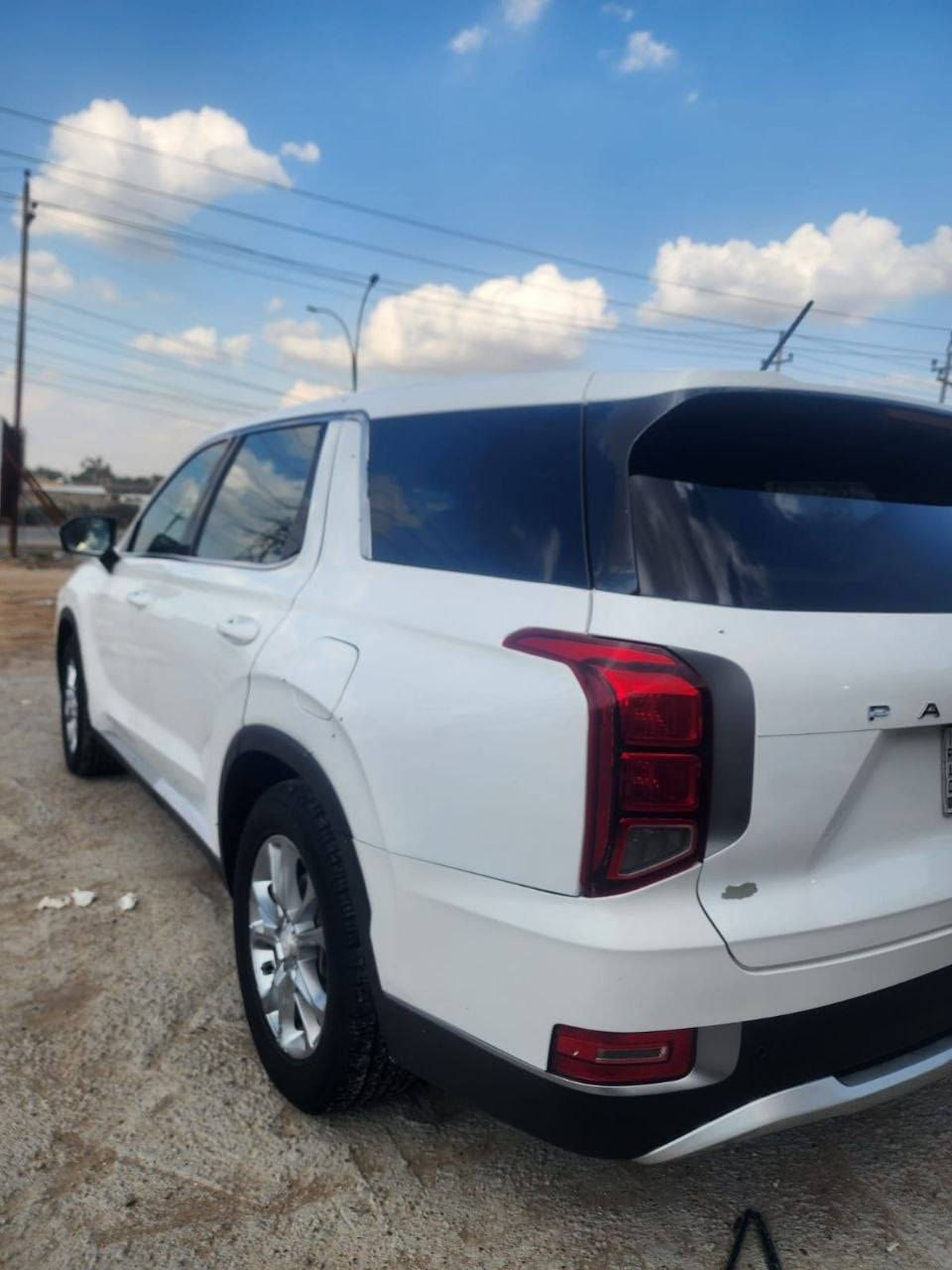 السلام عليكم
للبيع فقط بلسايد 2021 مرقم بغداد ماشية 84 الف ايرباك بيها بس صفحة الحادث..صور حادث امريكا بالمنشور بيها باب مبدل مصبوغ وجاملغ خلفي مصبوغ باب السائق بي بارد بالعراق صار بيها شي بسيط موضح بالصور
المواصفات :
رادر امامي وخلفي
حساسات امامية وخلفية
فول تحكمات استيرن
شفتات استيرن
تحديد مسار
مثبت سرعة
نظام تزحلق
ماوس مود درايف
هاند بريك دكمة
كير دكم
اشارات بالمرايا
لايت زنون عدستين
لد نهاري
تحكم تدفئة وتبريد منفصل
 7 راكب
مخارج USB
Auto Hold
كامرة خلفية
توقف ذاتي بالازدحام
4 قطع تبريد
وبعد بيها مواصفات
السعر 240 وبيها مجال
للاستفسار ***********
