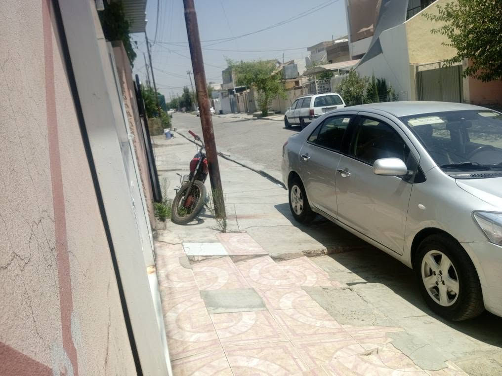 بيع  سريع تويتا يارس موديل 2008 بدون ظرار بدون صبغ  بي مكانات بارد  كير اوتو محرك تبريد كله شرط. سنه ويه جديد2030     كوبون مابي. محرك 16 سعر 68........ *********** كركوك, العراق
