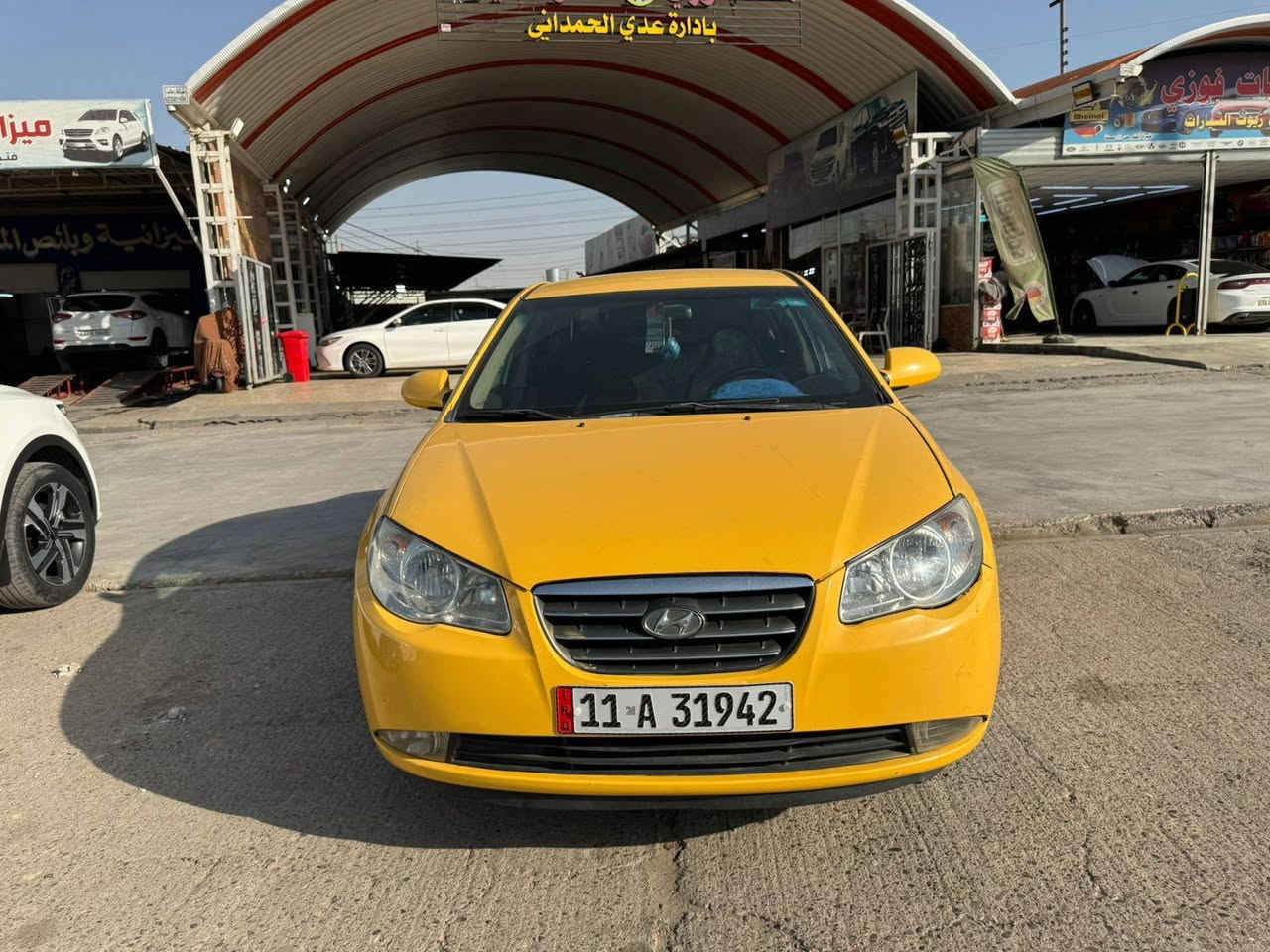 سلام وعليكم النترا للبيع 2009 رقم بغداد بسمي بيها كربوبن بانزين شرط كير محرم تبريد كلو شغال ***********/***********
