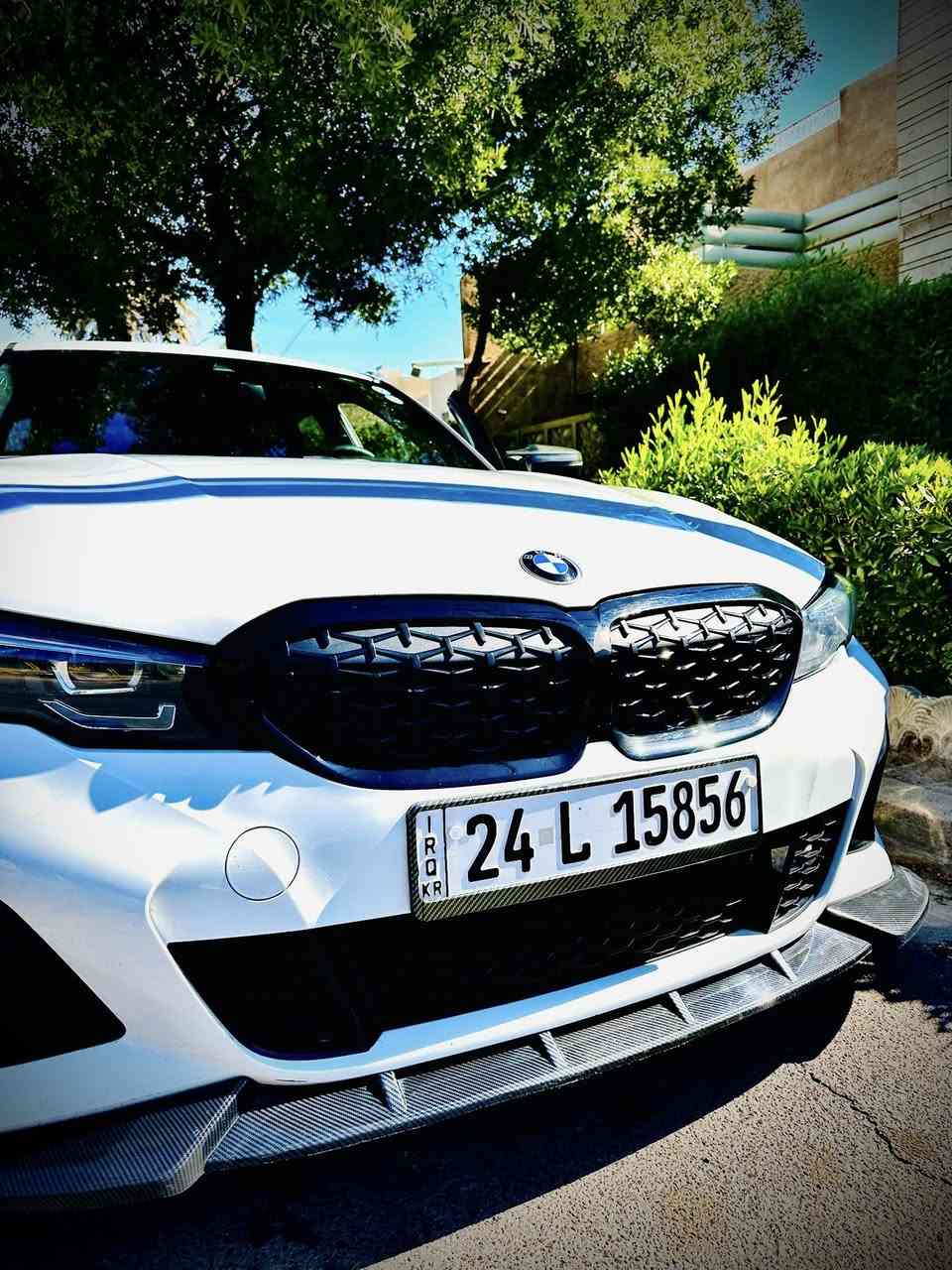 السلام عليكم …..
اخوان عنديBMW340i موديل2022 رقم دهوك باسمي حصراً ماشية55 الف امانة السيارة حلو وخير من الله بانزين بس سوبر افولها دهن بس اصلي اصلي 
موصفات:
1-محرك6 سلندر توين بور تيربو
2-سلايت 
3- داخل اسود ملكي
4-شاشة كار بلي كبيرة
5- رادار امامي
6- توقف ذاتي
7-ثلاث انظمة سرعة(سبورت بلاص+سبورت+ايكو)
8- اضاءة محيطية ليزرية اصلي 360
9-صوت كزوز بلاديBMW اصلي
10_ رادار خروج عن المسار
11- لحية كربون فايبر اصلي
12-مرايات كربون فايبر اصلي
13-سبايدر كربون فايبر اصلي
14- اطارات استيرن كاربون فايبر اصلي
15-اطارات بلوجكتر كاربون فايبر اصلي
16-سبيدر جامة خلفية كربون فايبراصلي
17- لحية جانبية جهتين اصلية
18- فجوج بريك M احمر اصلية
19- سرعة السيارة 330
اخواني السيارة وارد (( مكفولةما طاك اي ايرباك بيها))
حادثها بسيط جملغ وباب عكس السائق .بدون بجم نهائي.. وبيها كلير من امريكة الصندوك وجاملغ خلفي
السعر 290 ورقة
مكاني زيونة- شارع الربيعي او البنوك 
ابو مهيمن ***********
