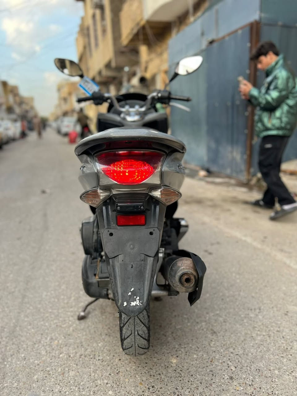 دراجه pcxجيل الاول دراجة مال رمبه مديل ١٦ حجم مكينه 150ياباني الاصلي دراجه جديده مال جناي مستعجل عل بيعه 
 ياباني الاصلي دراجه كامله  ستان كهربائي حساس ازدحام حرف Aدراجه جديده مكينه لوك حساس زدحام شلعه معدل خير من الله دراجه تتعب تكول جديده مال جناي المكان بغداد الكرخ دراجة مكفوله اي نقص مابيه السعرمليون و(150 )الف الاتصال على الرقم ***********
