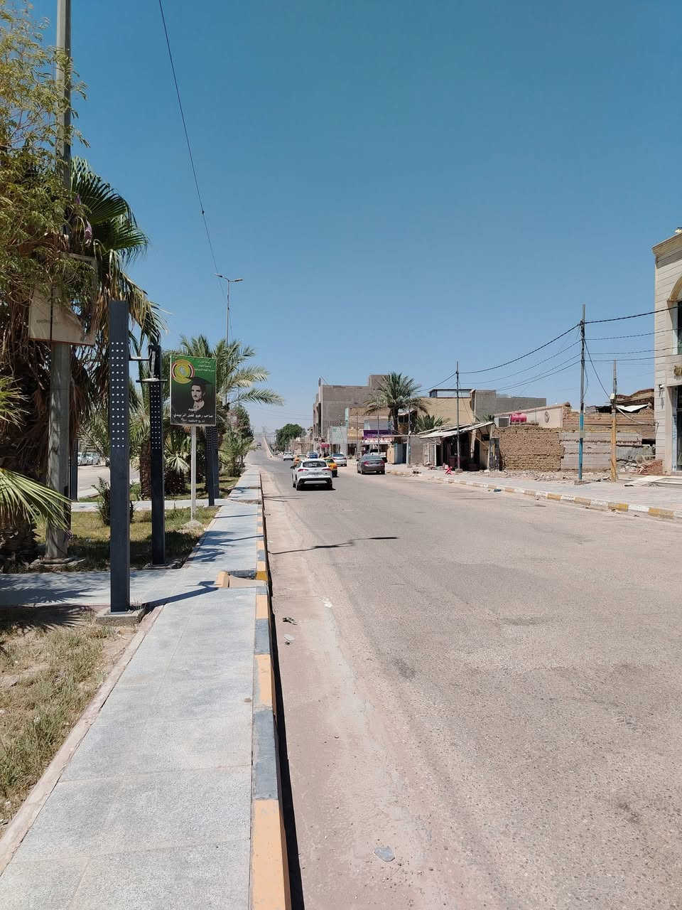 📍 اعلان عماره التجاريه للايجار /🚩 

 
​العنوان: حي العروبة الأولى - شارع العروبة العام الرئيسي (نزلة جسر أبو الفضل).
​المَعلَم: مقابل جامع العروبة (على السايد الثاني من نزلة الجسر مباشرةً).
​📐 المواصفات العامة للبناية
​المساحة الإجمالية: 240 متر مربع.
​عدد الطوابق: 4 طوابق مصممة ومغلفة بالكامل بأحدث الواجهات الحديثة.
​🛠️ التجهيزات والخدمات المتوفرة (جاهزة للعمل فوراً)
​البناية مجهزة بالكامل بأحدث المنظومات والخدمات التي توفر بيئة عمل آمنة ومريحة:
​مصعد كهربائي حديث وعالي الجودة.
​منظومة تكييف متكاملة تحتوي على 16 جهاز سبليت موزع بدقة.
​منظومة كاميرات مراقبة تغطي كافة أرجاء البناية.
​منظومة طوارئ متطورة.
​منظومة دفاع مدني متكاملة ومطابقة لمعايير السلامة.
​📞 للمراجعة والاستفسار
​للمعاينه أو لمزيد من التفاصيل، يرجى زيارة مكتبنا أو الاتصال بنا:
​🏢 عنوان المكتب: شارع الأسواق - بجوار أسواق دجلة.
​📱 أرقام الهواتف:

​ *********** 👉 📞 

 *********** 👉📞

-----------------------------------------------------------
