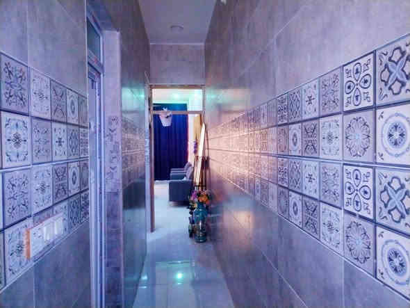 السلام عليكم
بيت للبيع في حي الصحفين المساحة الكلية 125م واجهة 5م والنزال 25 م
بناء ٢٠٢٤ طابقين بناء طابوك البيت مطلوب إسكان
المنطقة مخدوم ماء كهرباء ومجاري وحاليا جاي يشتغلون ماء جديد ٣٧ مليون للإسكان
تدفع ١٩٢ الف
للاستفسار الاتصال على الأرقام التالية
***********
***********
