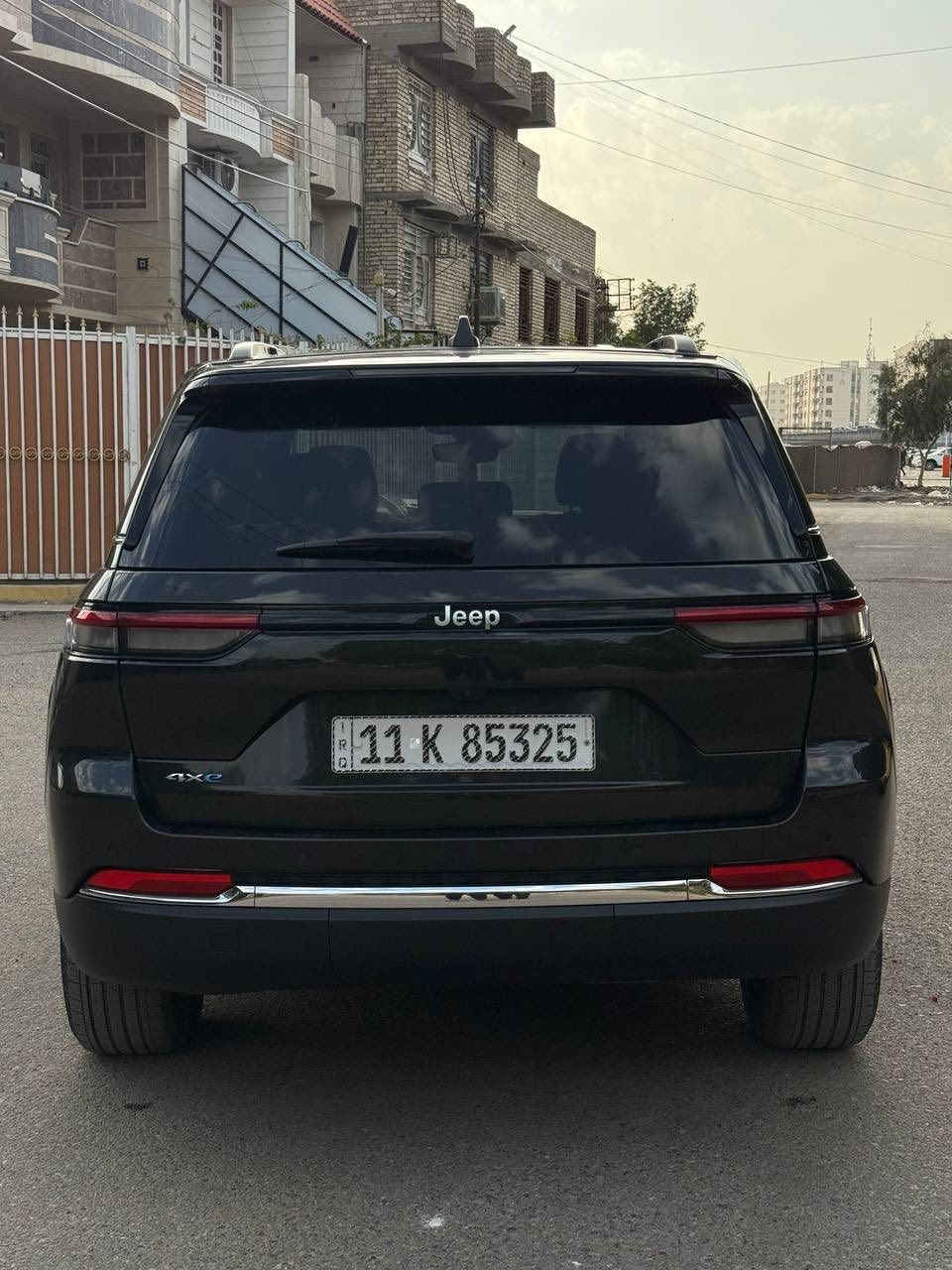ياالله

السلام عليكم جيب كراند شيروكي 4XE 2024 وارد امريكي

‏Jeep Grand Cherokee 4Xe 2024 2.0L

         حجم المكينه : 2000  تيربو + هايبرد + بلك ان 

المسافة المقطوعة : 22 الف ميل  

الضرر : بنيد وجاملغ وباب مبدلات لون  

          حالة الايرباك : بدون ايرباك

#مواصفاتها

1.شاشه 

2.بصمه

3. تشغيل عن بعد

4.دمام خلفي

5.كشنات جلد

6.كشن السايق ميمري

7.كشنات كهرباء

8.صندوك كهرباء

9.حساسات خلفيه

10. قطع تبريد 

11.اشاير بالمري

12.رادار امامي

13.رادارات 360

14.ثلاث وضعيات قياده

15. بنوراما فتحتين

16. كير ماوس

17. نظام منحدرات

18. هيترات بالكشنات 

19.ويل كب كروم

20.لايتات لد

21.بكلايت لد

22.كشافات

23.بصمة ابواب

فول مواصفات 1/1 جاهزه مرقم بغداد تحويل ثاني يوم

#السعر : 33,500 
 

مكاني بغداد حي البنوك / ***********
