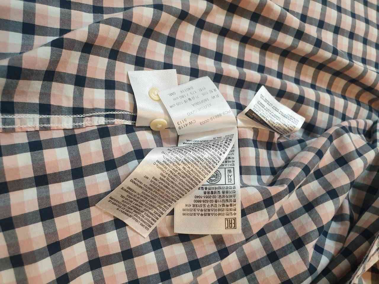 السلام عليكم جميعا...
قميص ليڤايز (( Levi's ))
اصلي وكالة الهند ..
بالة و نظافة 💯 %
تقفيلة حلوة و هادئة...
قياس لارج راهي
الطول 73 سم
طول الردن 63 سم
عرض الصدر 56
السعر 26 شامل التوصيل


**إذا كنت صاحب هذا الإعلان وتريد حذفه لأي سبب، رجاءا أرسل رسالة إلى الدعم الفني**