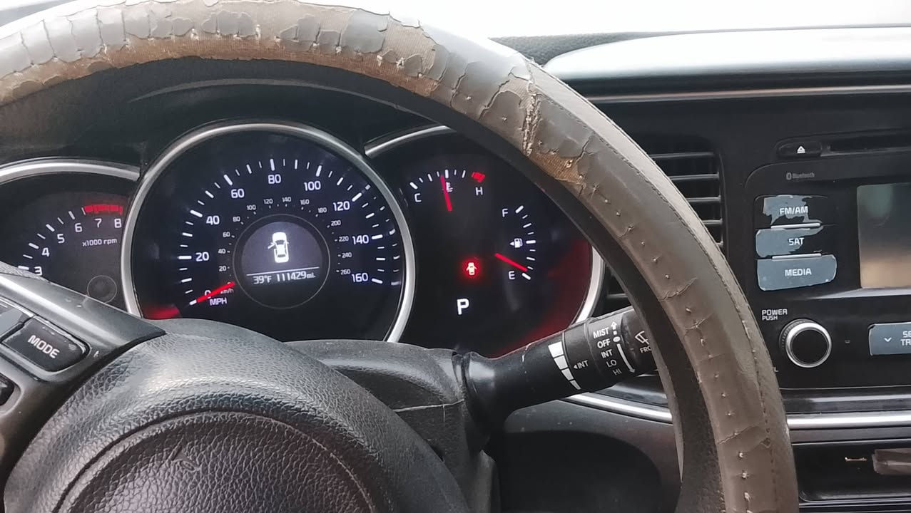 السلام عليكم اوبتما 2015امريكي مواصفات عاديه سياره نظيفه وحلوه السعر 112 *********** حادثها جاملغ وبنيد ترهم مراوس بسوناتا
