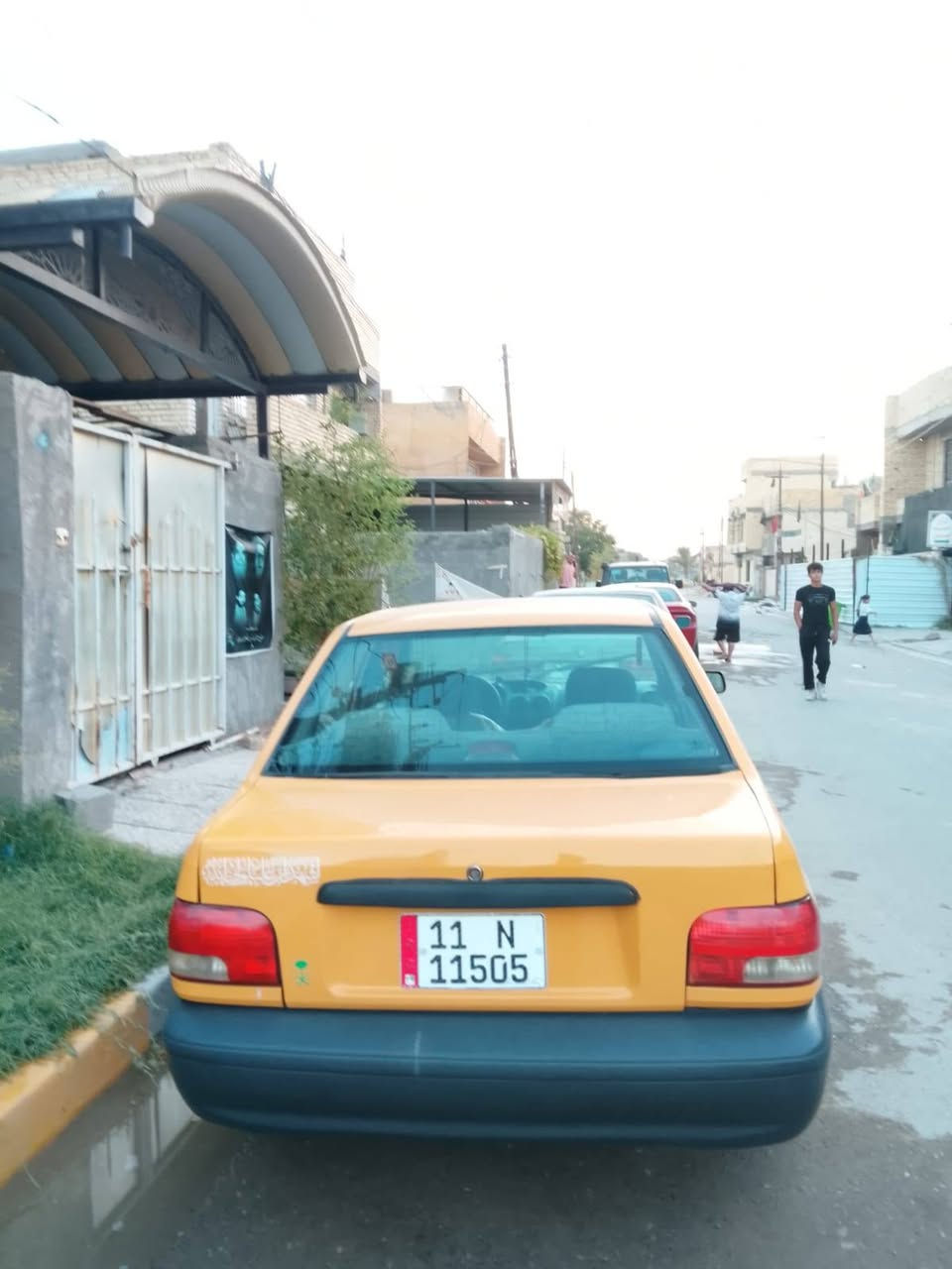 السلام عليكم سايبة مديل ٢٠١٥ رقم نكيليزي بسمي رقم بغداد سيارة جديدة بوجهك للشارع سعر ٣٤ وبيهة مجال مكاني بغداد الزعفرانية رقمي ***********
