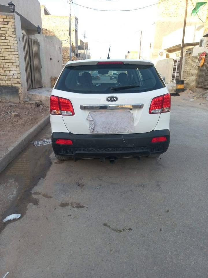 🚘 كيا سورنتو 2014 (أدوات) - بحالة الوكالة ✨
للبيع سيارة كيا سورنتو موديل 2014، دخول جديد وبمواصفات مميزة جداً جاهزة وما ناقصها أي شي.
📌 أهم المواصفات:
 ❄️ تبريد ثلج (ما شاء الله)
 ⚙️ المحرك والكير: بجيس الشركة (جديد وبحالة ممتازة)
 ⛽ كاز حصة: متوفرة لجميع المحافظات
 🛋️ الكراسي: كشنات جلد (تدفئة + تبريد)
 🎡 المقود: هيترات بالستيرن
 👥 السعة: 7 راكب (عائلية بامتياز)
 🔑 التشغيل: بصمة أبواب وبصمة تشغيل
 📸 الكاميرا: كاميرا دوارة عالية الدقة
 🚨 الحساسات: حساس أمامي وخلفي للمساعدة على الوقوف

 الدخول: دخول جديد 🆕
💰 السعر:
 السعر: 58 ورقة (وبيها مجال للشراي الطيب 🤝)
📍 مكان تواجد السيارة:
 المحافظة: ذي قار - الناصرية
📞 للاستفسار والتواصل:
للمزيد من التفاصيل أو المعاينة، يرجى الاتصال مباشرة على الرقم:
📱 ***********
